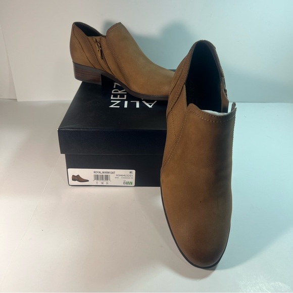 Naturalizer brown ankle booties SZ 8. Royal warm oat New - Picture 13 of 14
